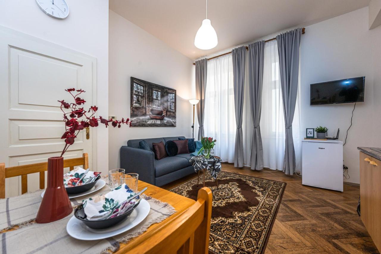 Tynska Ulicka Apartment Prague Luaran gambar