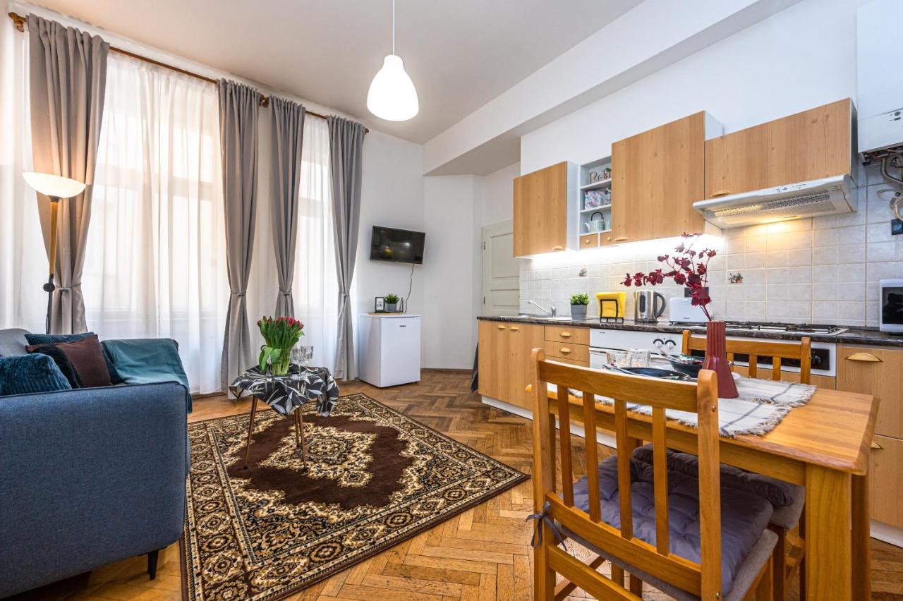 Tynska Ulicka Apartment Prague Luaran gambar