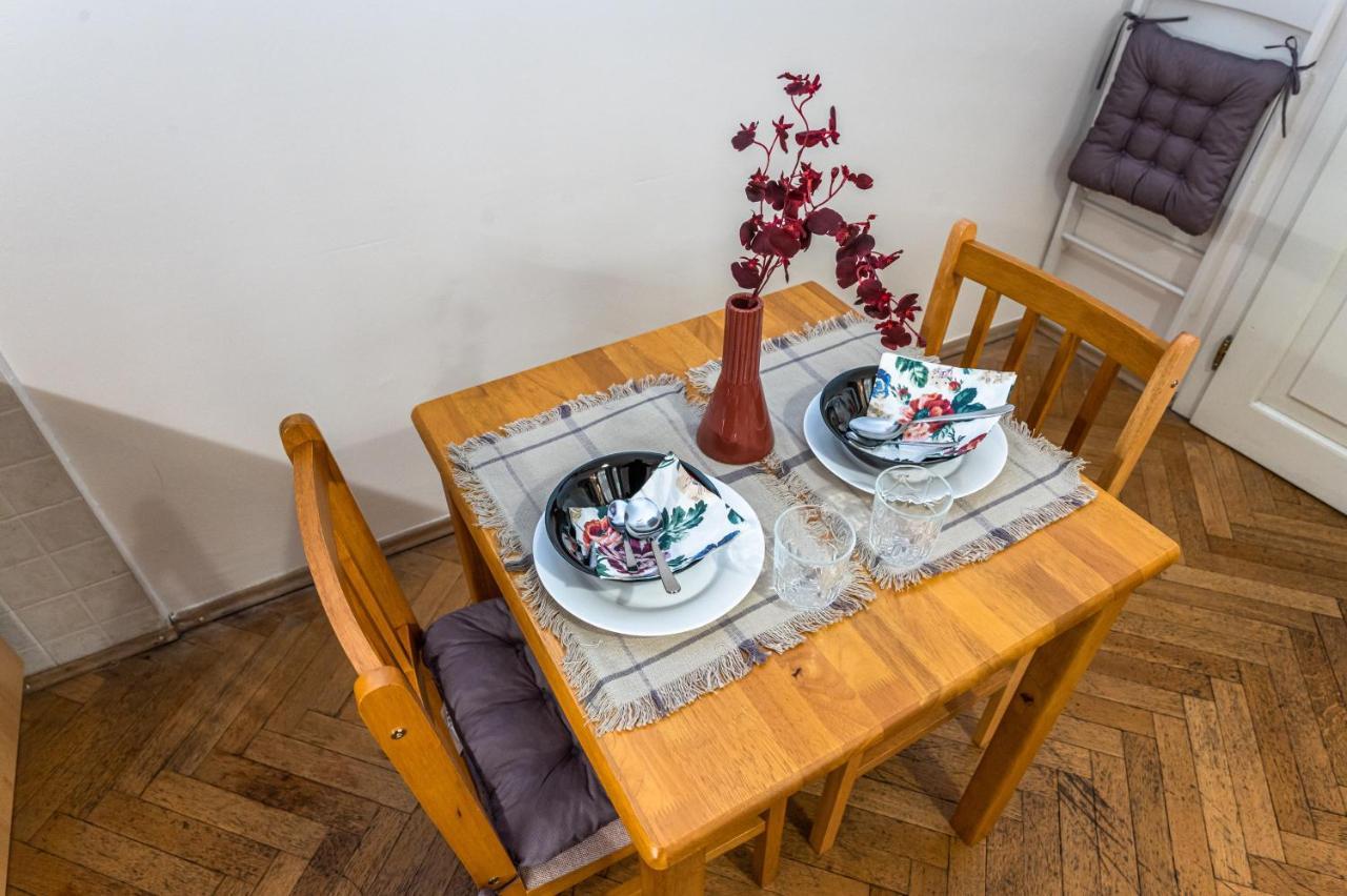 Tynska Ulicka Apartment Prague Luaran gambar