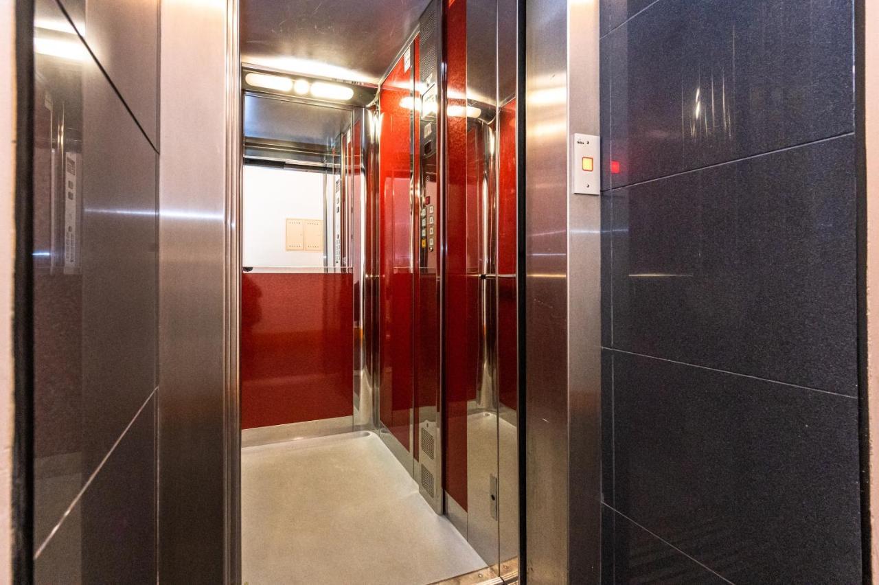 Tynska Ulicka Apartment Prague Luaran gambar