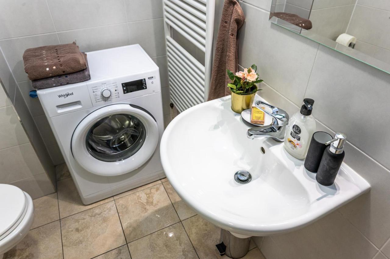 Tynska Ulicka Apartment Prague Luaran gambar