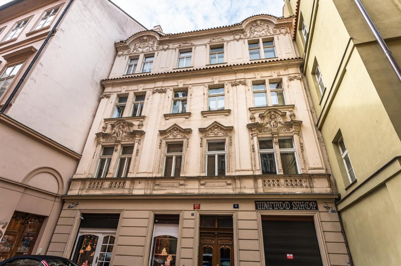 Tynska Ulicka Apartment Prague Luaran gambar